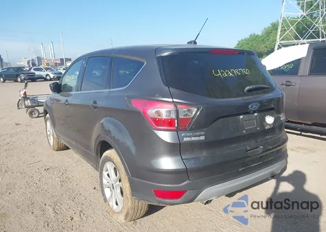 2017 Ford Escape Se z USA, uszkodzony, nr VIN 1FMCU9G99HUA24890